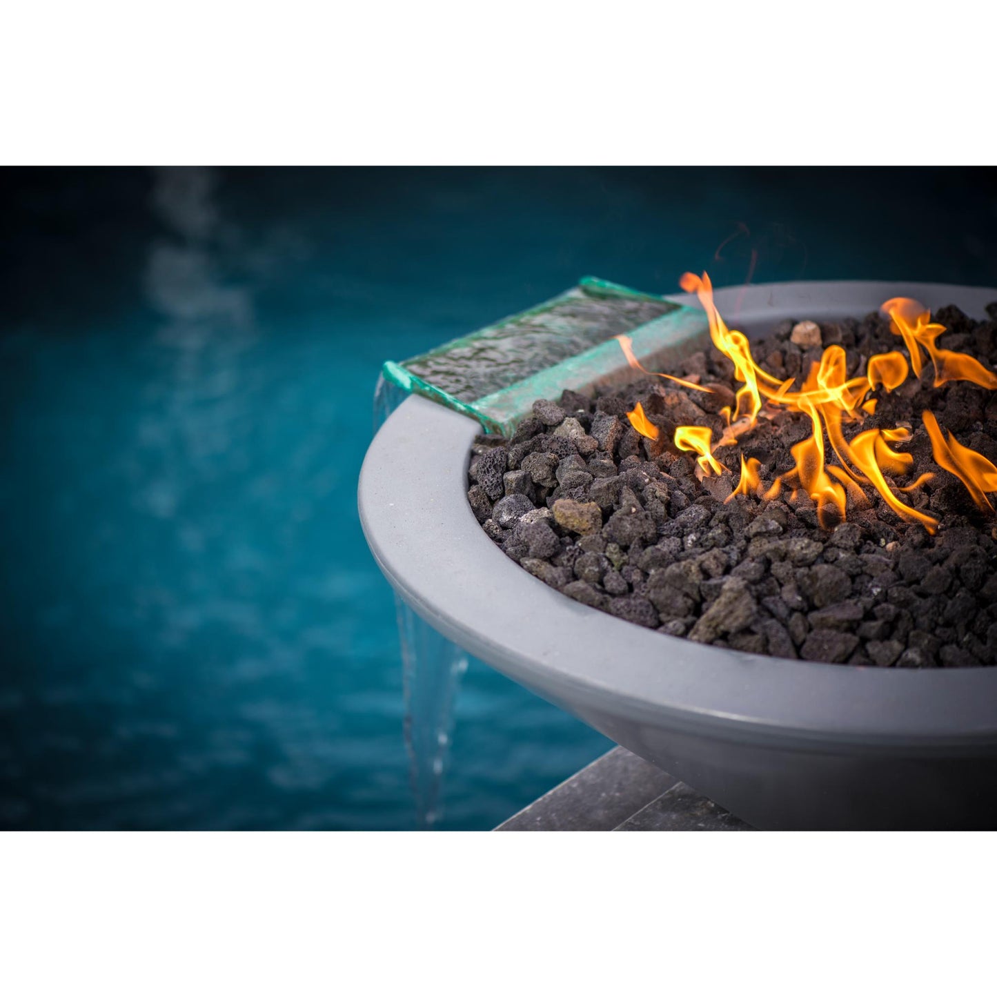 The Outdoor Plus Cazo Fire & Water Bowl – Hammered Patina Copper