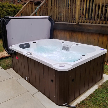 Liberty Spas 4,000 Luxury Plug & Play 4 Person Spa