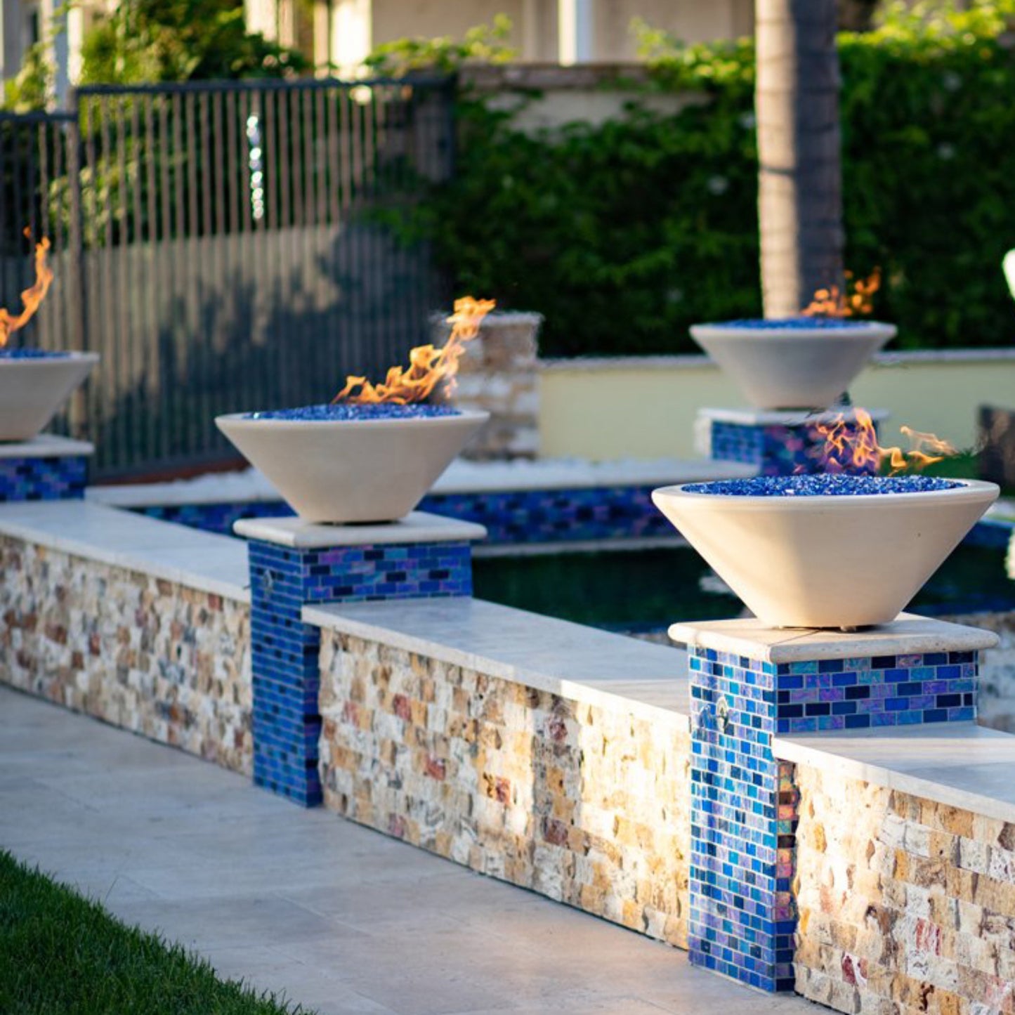 The Outdoor Plus CAZO FIRE BOWL ® – GFRC CONCRETE